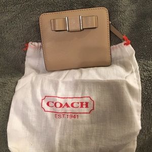 New tan leather Coach Wallet